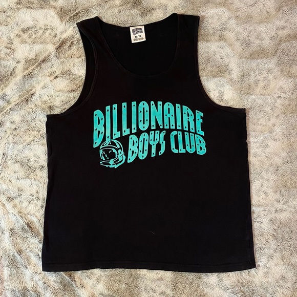 Billionaire boy club - Picture 1 of 5